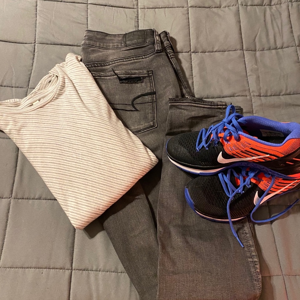 American Eagle size 10 Hi Rise Jeggings
